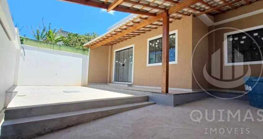 Casa 2 dormitórios para Venda em Rio das Ostras, MARIA TURRI, 2 dormitórios, 1 suíte, 2 banheiros, 2 vagas