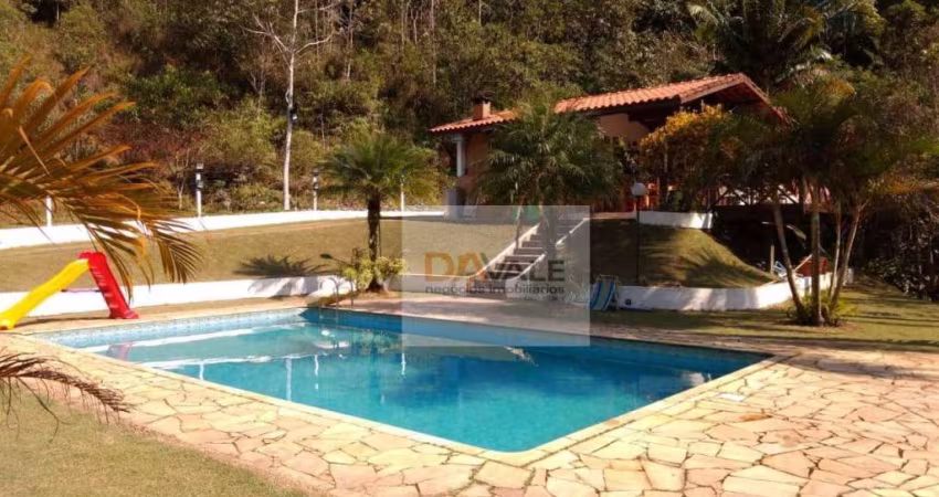 Chácara com 2 dormitórios à venda, 50000 m² por R$ 1.400.000,00 - Centro - Caçapava/SP