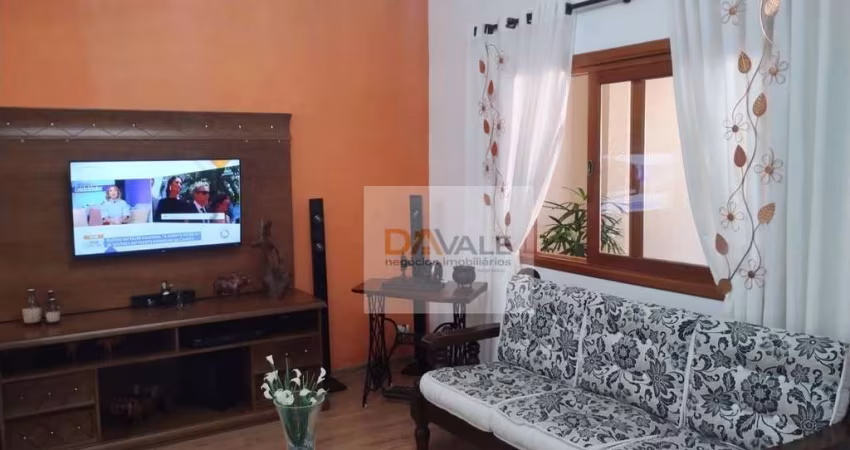 Casa com 3 dormitórios à venda, 147 m² por R$ 424.000,00 - Centro - Caçapava/SP