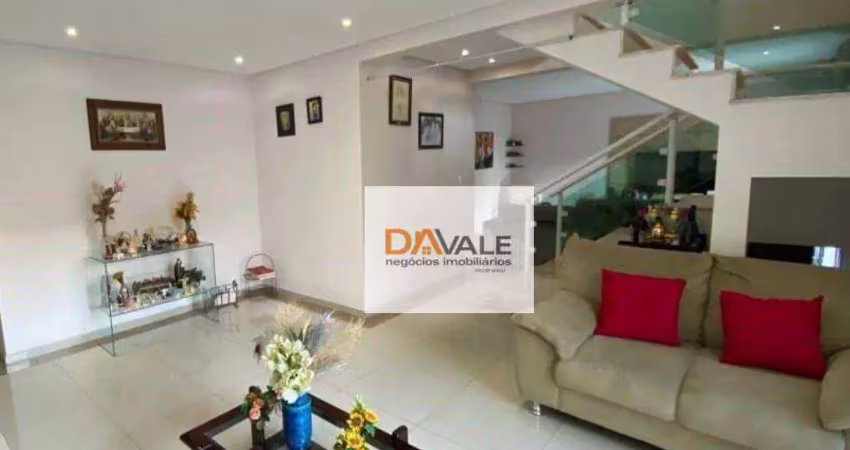 Sobrado com 3 dormitórios à venda, 282 m² por R$ 800.000,00 - Vila Santos - Caçapava/SP