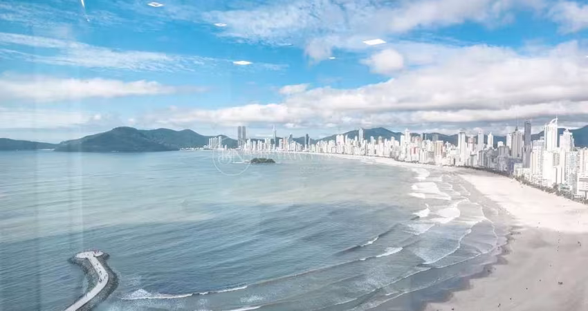 2 Dormitórios sendo 1 Suíte