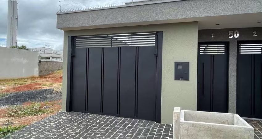 Casa à venda em Uberlândia-MG, Quinta Alto Umuarama: 3 quartos, 1 suíte, 2 salas, 2 banheiros, 2 vagas, 125m²!