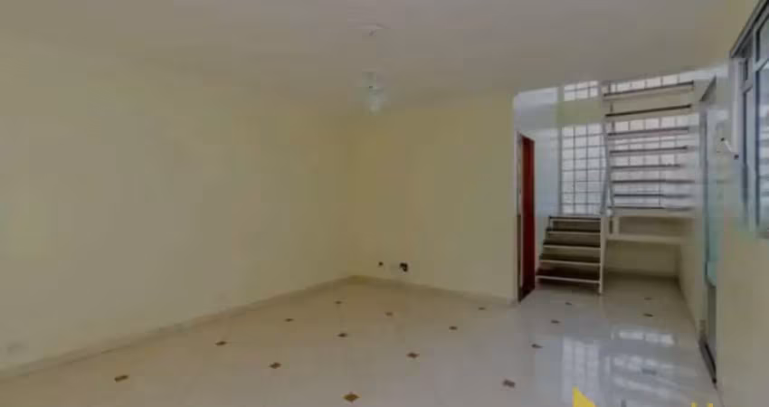 Casa com 3 quartos à venda na Rua Comendador Elias Assi, 387, Caxingui, São Paulo