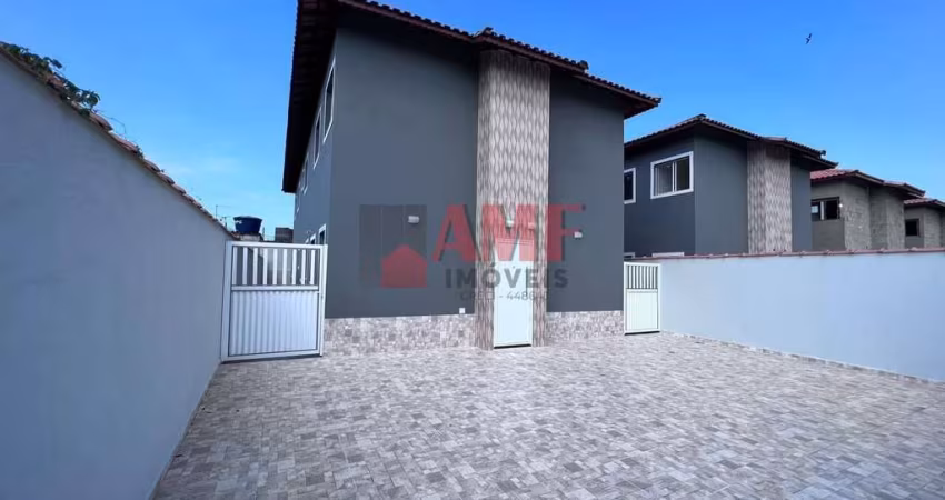 Casa na Praia de Itanhaém, com churrasqueira