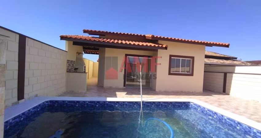 Casa com Piscina na Praia de Itanhaém