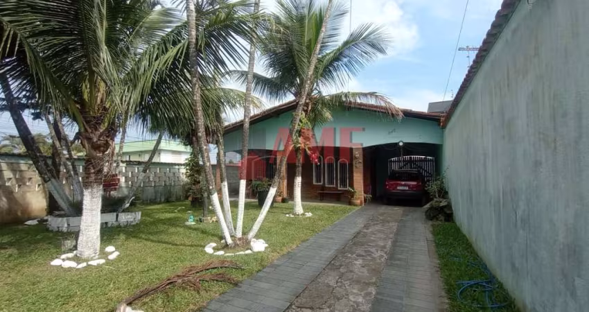 Casa a 900 metros da Praia do Cibratel em Itanhaém