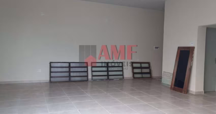 Salão comercial na Cabuçu