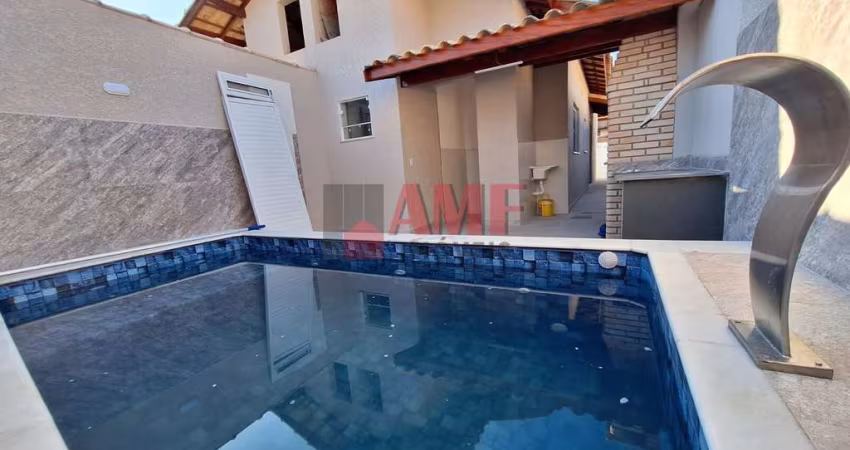 Casa com Piscina no Bopiranga em Itanhaém/SP