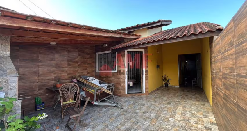 Casa no Jd. Corumbá em Itanhaém/SP