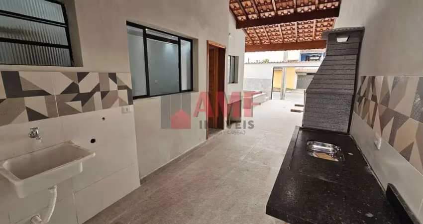 Casa com  Piscina no Loty