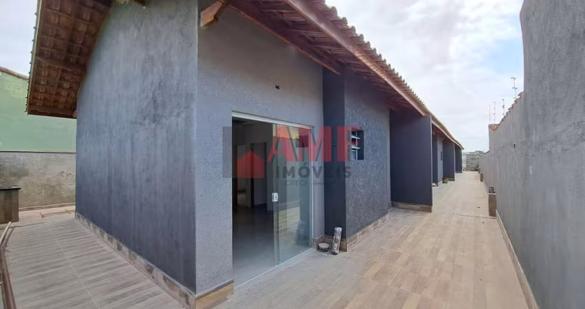 Casa de Condomínio com Piscina Privativa