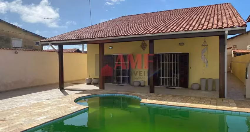 Casa a 800 metros do mar no Cibratel II