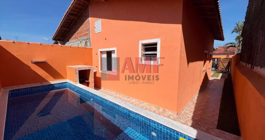Casa com piscina no Bopiranga