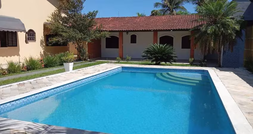Elegante sobrado no bairro cibratel ii em itanhaém-sp