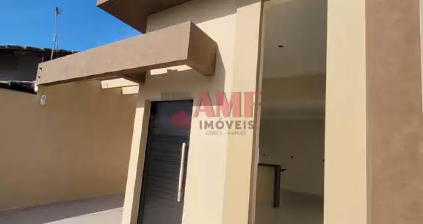 Casa nova lado praia no bairro Grandesp - Itanhaém