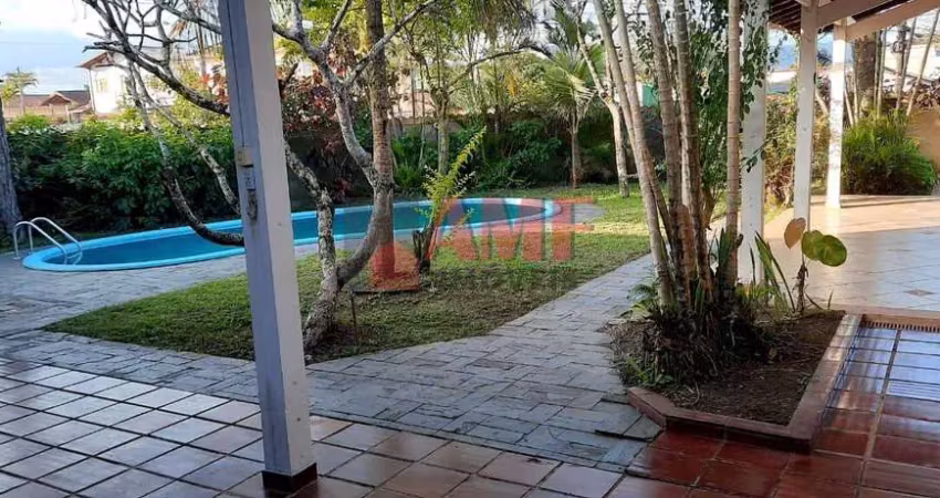 Casa com 3 quartos à venda na Rua Danilo Teixeira Carvalho, Satélite, Itanhaém