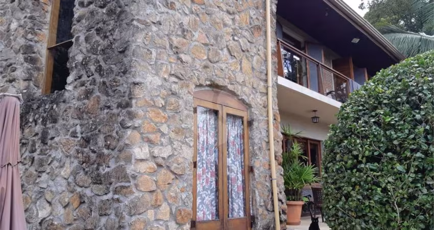 Condomínio com 4 quartos à venda em Portão - SP