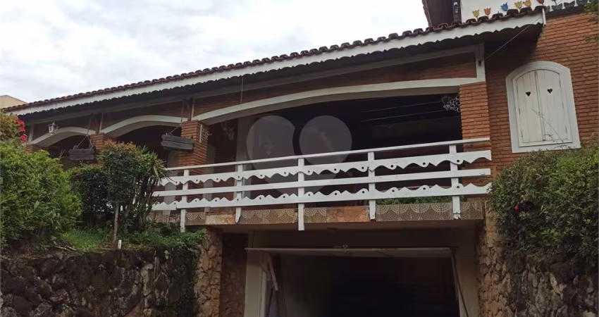 Casa térrea com 4 quartos à venda em Jardim Paulista - SP