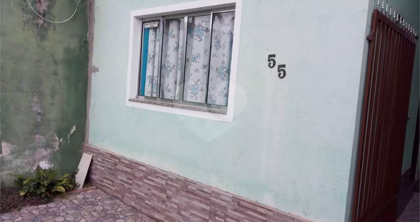 Sobrado com 2 quartos à venda em Centro - SP