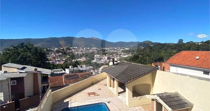 Casa com 4 quartos à venda em Jardim Do Lago - SP