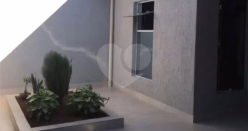 Casa com 3 quartos à venda em Vila Batista - SP