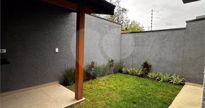 Casa térrea com 3 quartos à venda em Residencial Jardins Da Catalunha - SP