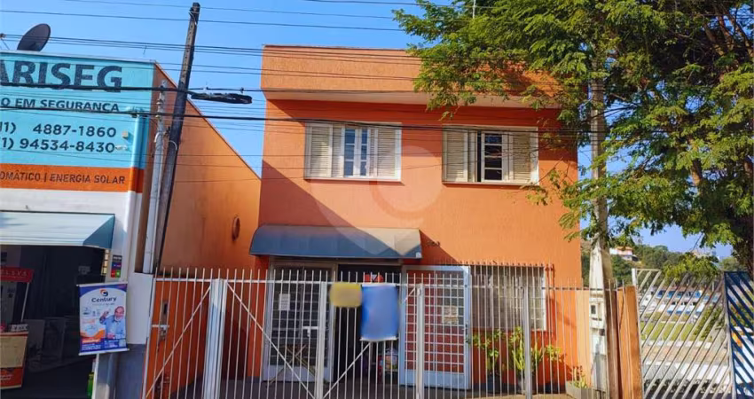 Sobrado com 3 quartos à venda em Centro - SP