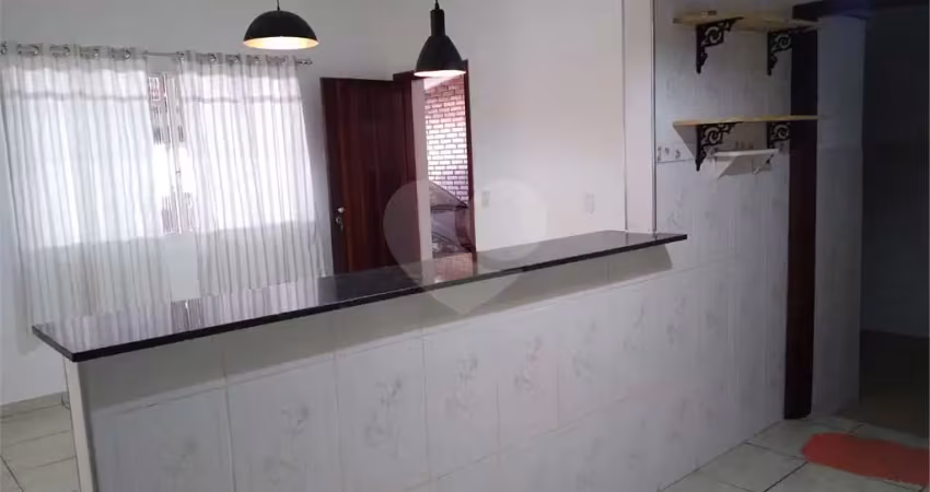 Casa térrea com 3 quartos à venda ou para locação em alvinópolis - sp