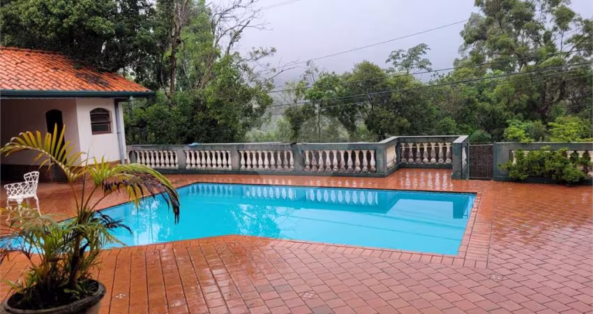 Chácara com 4 quartos à venda em Recanto Amapola - SP