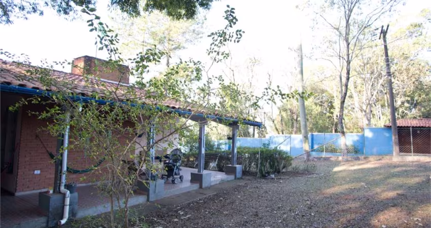 Chácara com 3 quartos à venda em Jardim Estância Brasil - SP