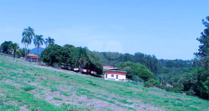 Sítio com 8 quartos à venda em Parque Rio Abaixo - SP