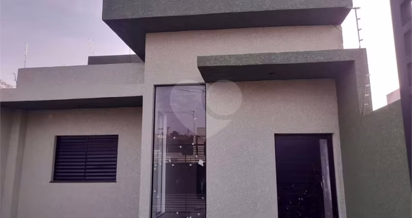 Casa térrea com 3 quartos à venda em Residencial Jardins Da Catalunha - SP