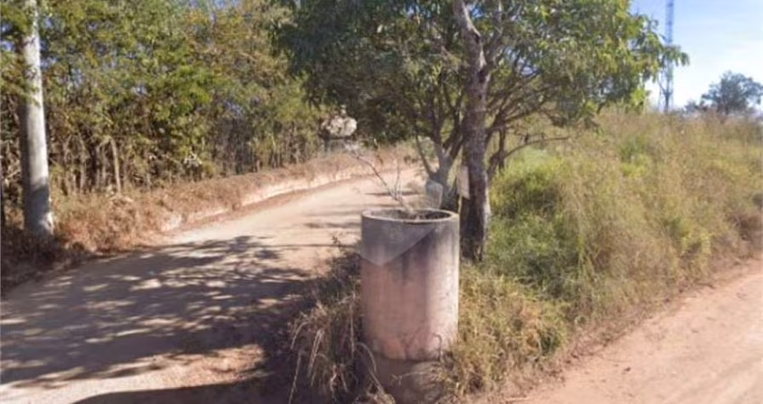 Terreno à venda em Jardim Estância Brasil - SP