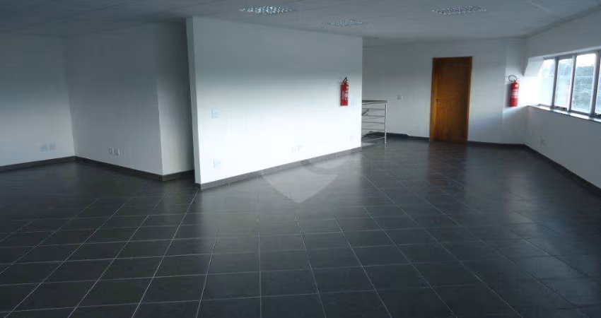 Salas para locação em Distrito Industrial Alfredo Relo - SP