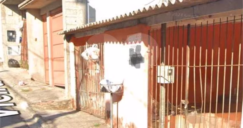 Casa de vila com 5 quartos à venda em Jardim Santa Lúcia - SP