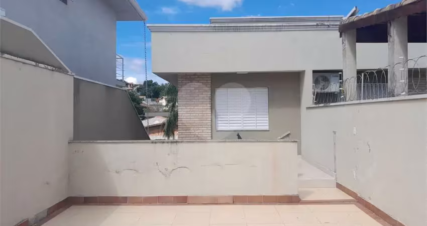 Casa com 3 quartos à venda em Vila Petrópolis - SP
