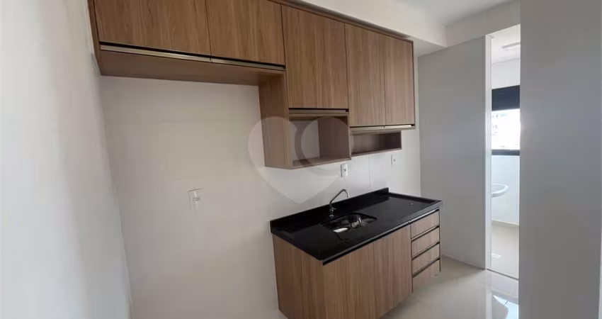 Apartamento com 2 quartos para locação em Atibaia Jardim - SP