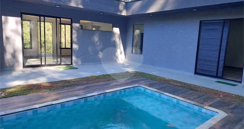 Sobrado com 4 quartos à venda ou para locação em Parque Residencial Itaguaçu - SP