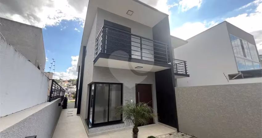 Sobrado com 3 quartos à venda em Jardim Do Lago - SP
