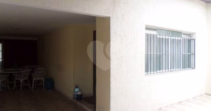 Casa com 3 quartos para locação em Jardim Brasil - SP