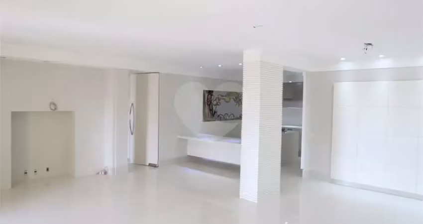Apartamento com 3 quartos à venda em Tatuapé - SP