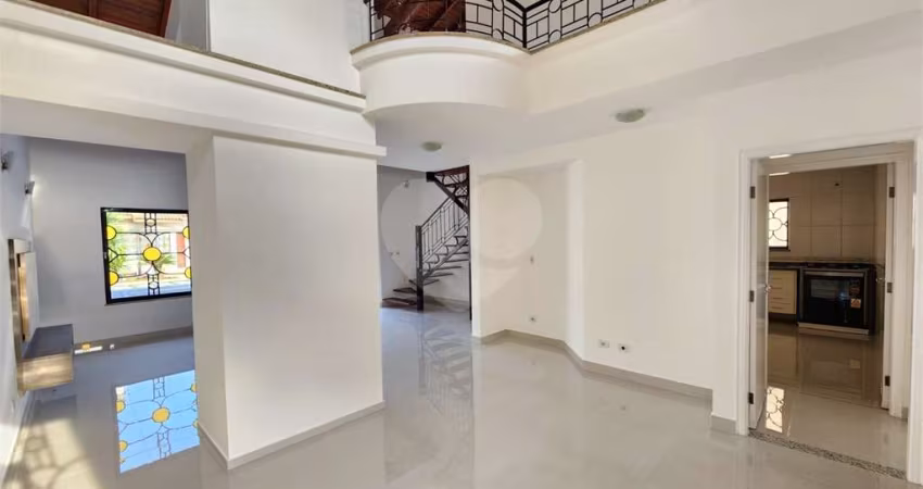 Condomínio com 3 quartos para locação em Vila Santista - SP