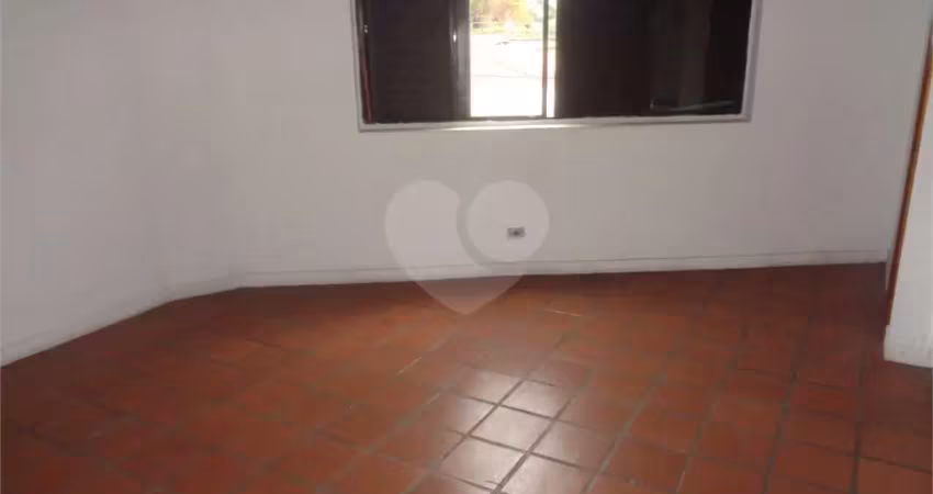 Sala comercial para alugar na Alameda Professor Lucas Nogueira Garcez, --, Vila Thais, Atibaia