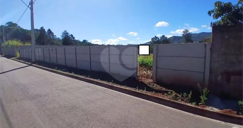 Terreno à venda na Das Éricas, --, Jardim Estância Brasil, Atibaia