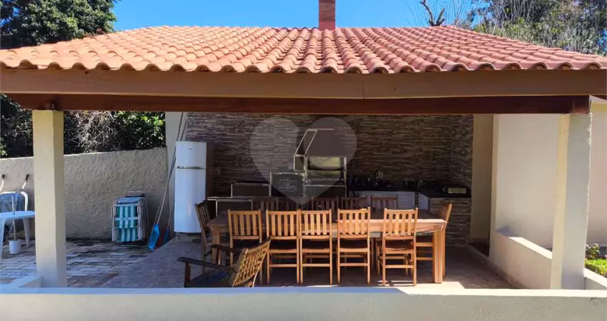 Casa térrea com 3 quartos para locação em jardim dos pinheiros - sp