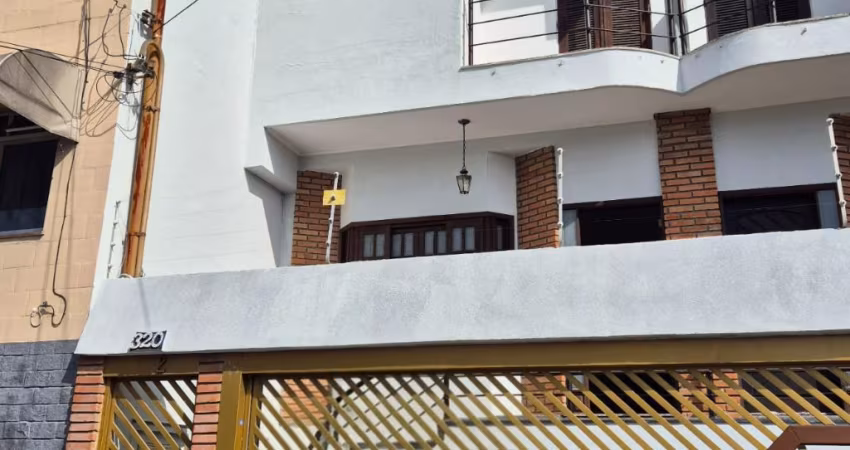 SOBRADO EXCLUSIVO, completo e pronto para morar, com espaço, conforto e sofisticação!