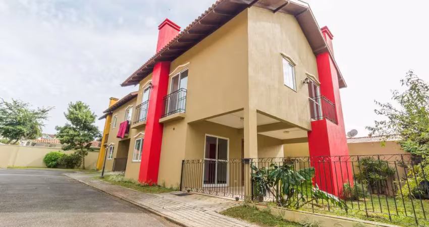 Sobrado em condominio em santa felicidade com 135,55m²