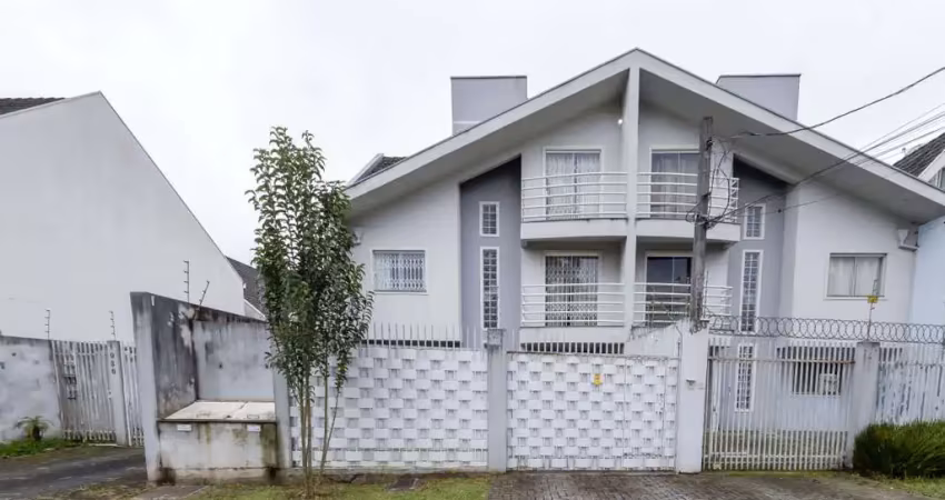 Casa com 3 quartos para alugar na Avenida Francisco Gulin, 1080, Santa Felicidade, Curitiba