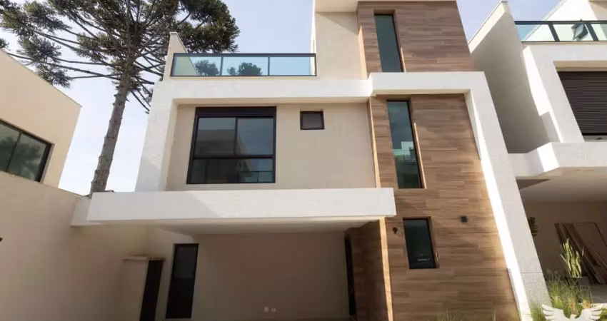 Sobrado em condomínio em santa felicidade com 143,85m²