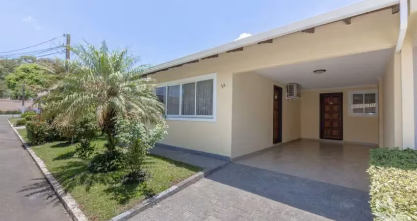 Casa com 3 quartos para alugar na Rua Carlos Benato, 215, São Braz, Curitiba